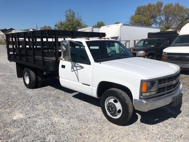 1994 White Chevrolet C/K Pickup 3500