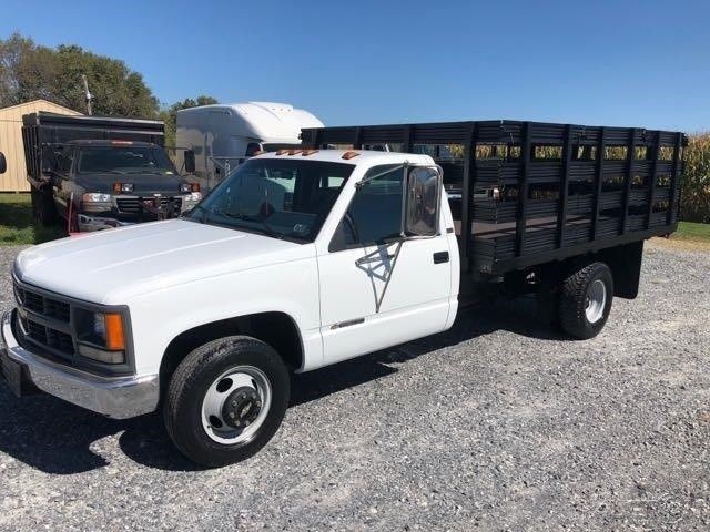 1994 White Chevrolet C/K Pickup 3500