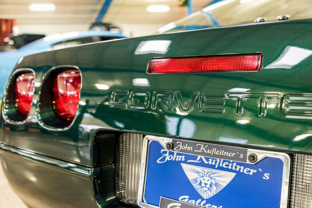 1994 Green Chevrolet Corvette Coupe