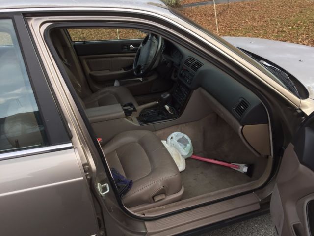 1994 Tan Acura Legend Sedan