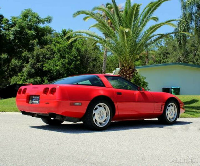 1994 Red Chevrolet Corvette Coupe