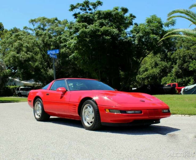 1994 Red Chevrolet Corvette Coupe