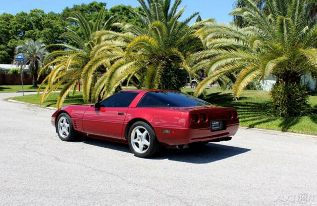 1994 Red Chevrolet Corvette Coupe