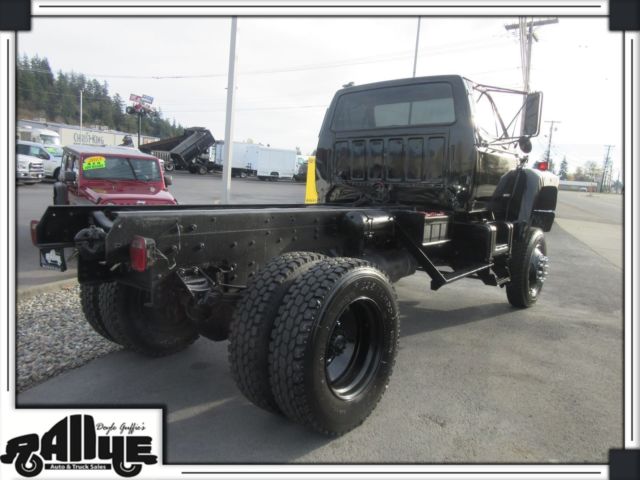 1994 Black Ford F800