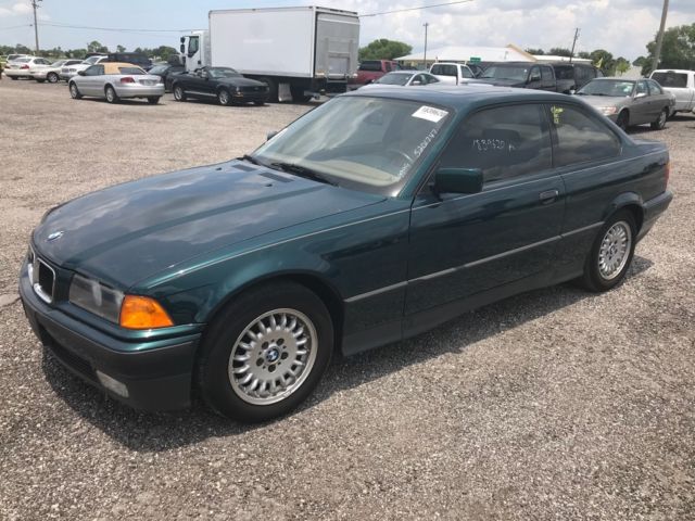 1994 Green BMW 3-Series --