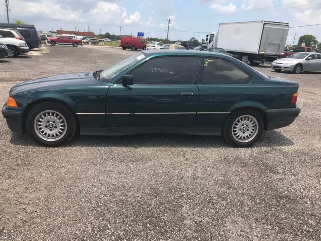 1994 Green BMW 3-Series --