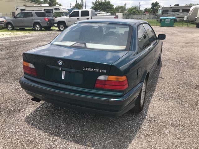 1994 Green BMW 3-Series --