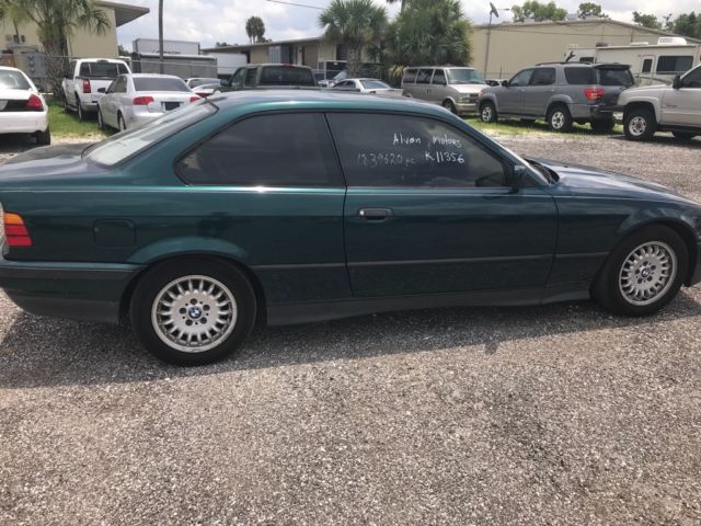 1994 Green BMW 3-Series --