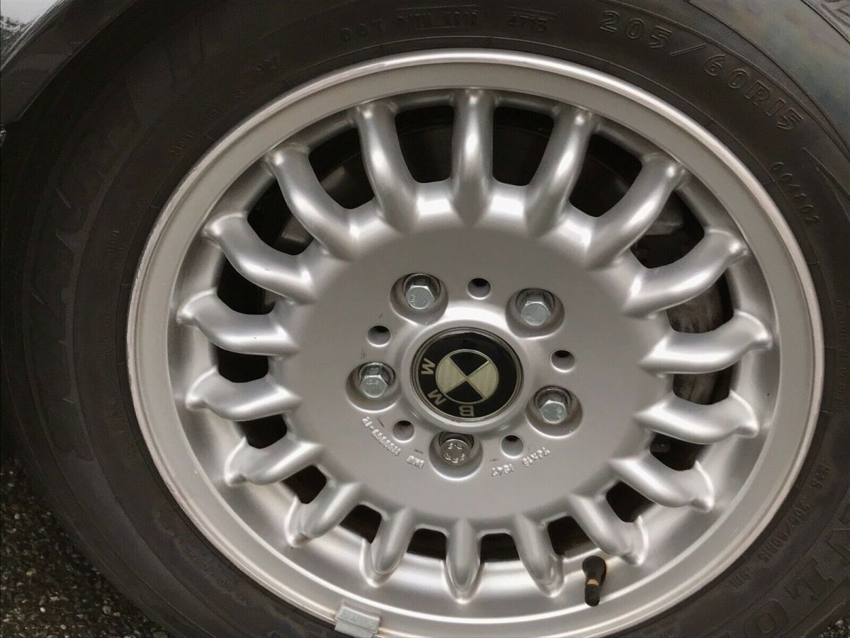 1994 Black BMW 3-Series Coupe