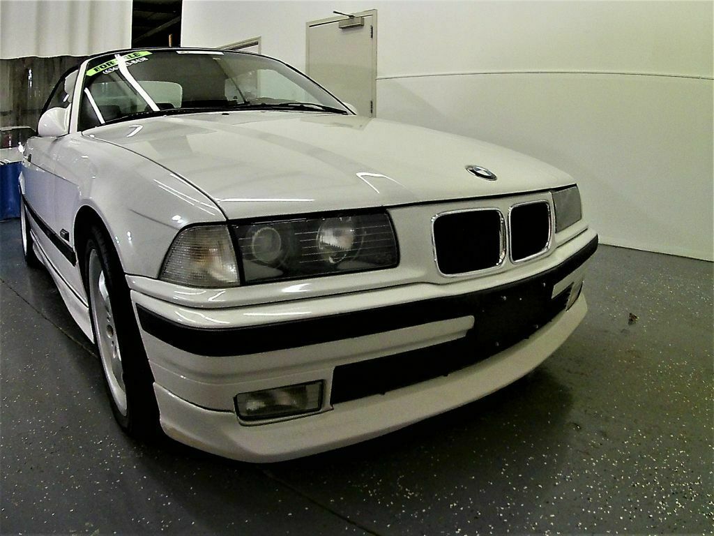 1994 WHT BMW 3-Series --