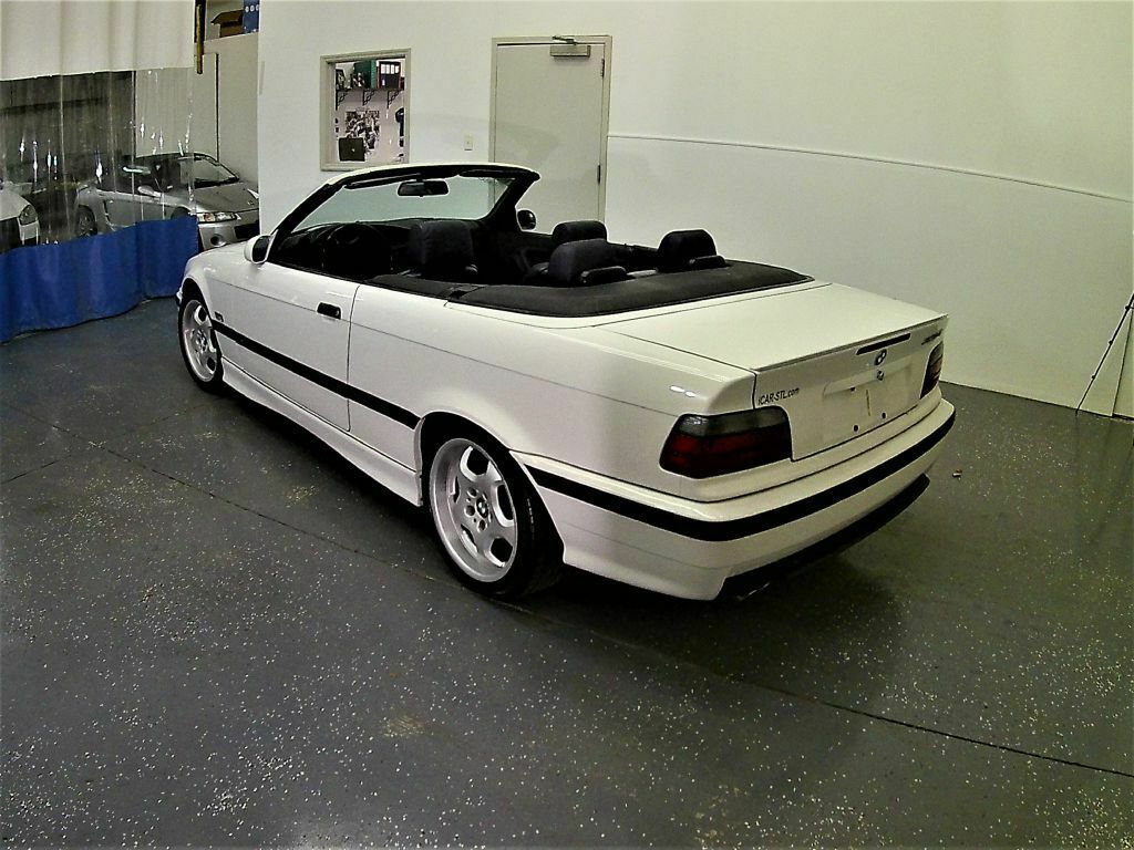 1994 WHT BMW 3-Series --