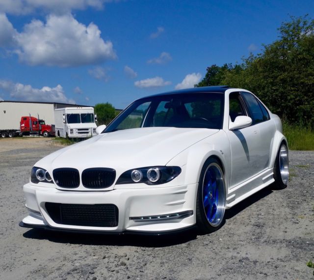 1994 White BMW 3-Series Sedan