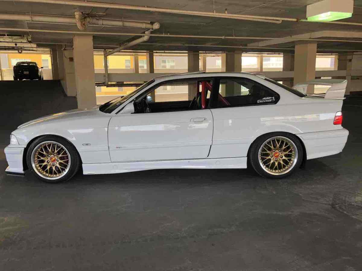 1994 White BMW E36 Coupe