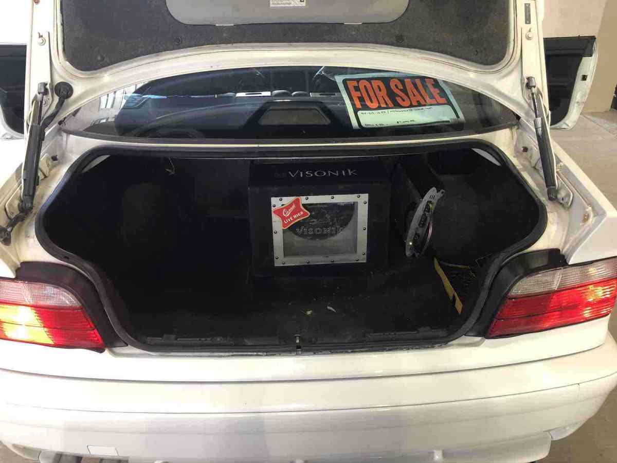 1994 White BMW E36 Coupe