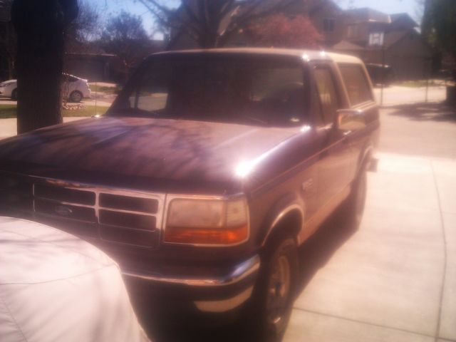 1994 Blue Ford Bronco