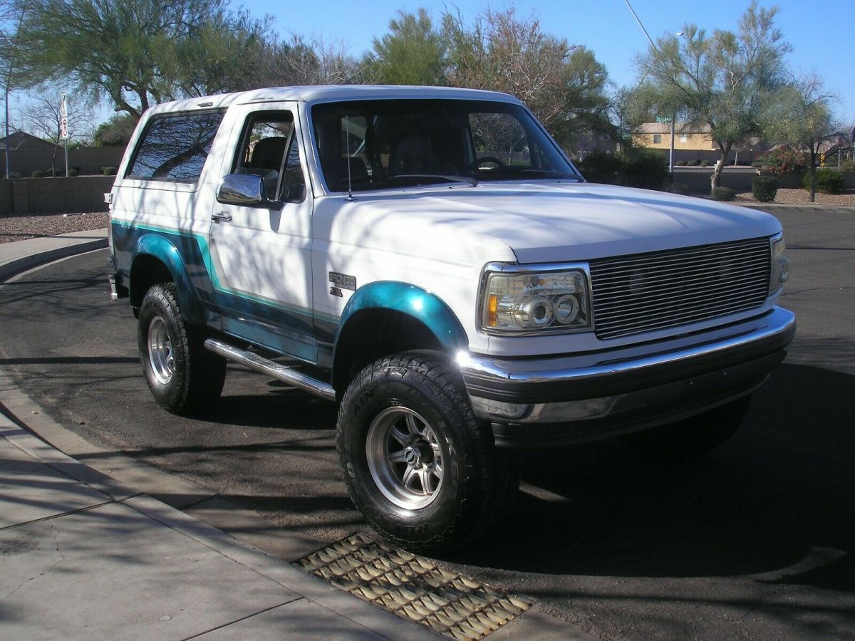 1994 White Ford Bronco
