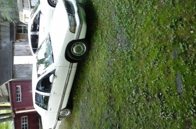1994 White Buick Roadmaster 4 door