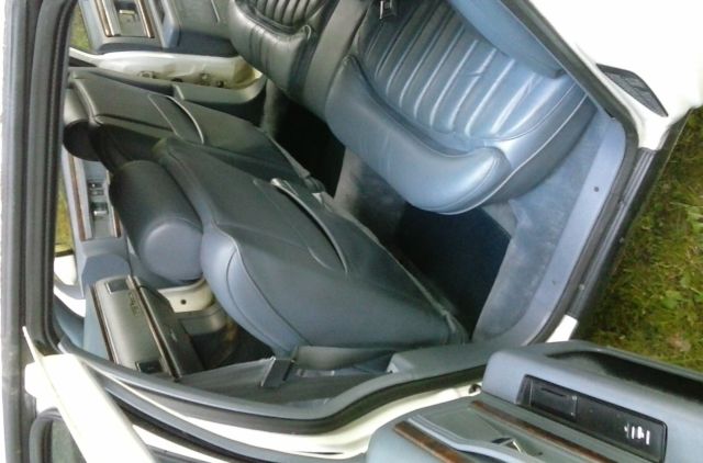 1994 White Buick Roadmaster 4 door