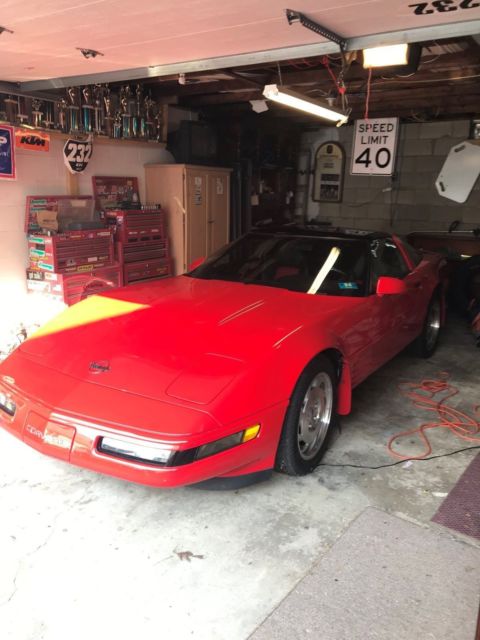 1994 Red Chevrolet Corvette Coupe