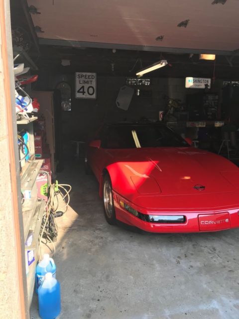 1994 Red Chevrolet Corvette Coupe