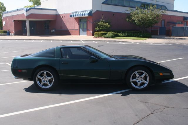 1994 Red Chevrolet Corvette Coupe