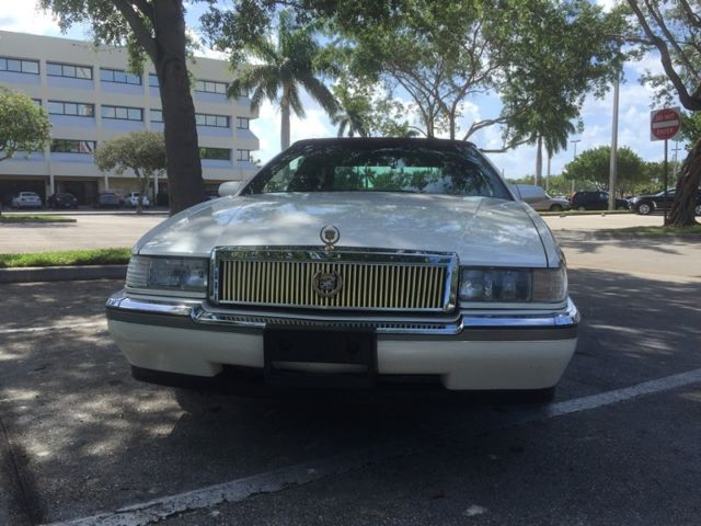 1994 White Cadillac Eldorado Coupe