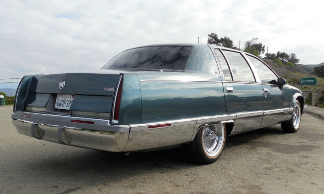 1994 Green/Gray Cadillac Fleetwood Sedan