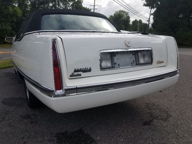 1994 White Cadillac DeVille Sedan