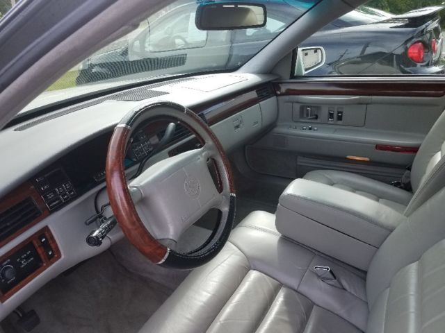1994 White Cadillac DeVille Sedan