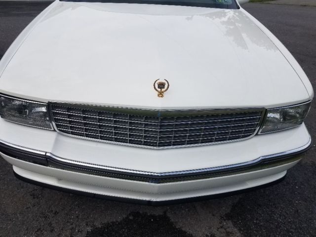 1994 White Cadillac DeVille Sedan