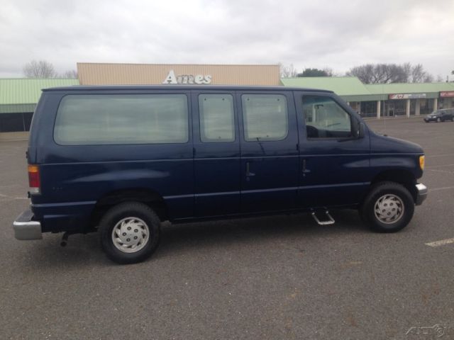 1994 Blue Ford E-Series Van Wagon