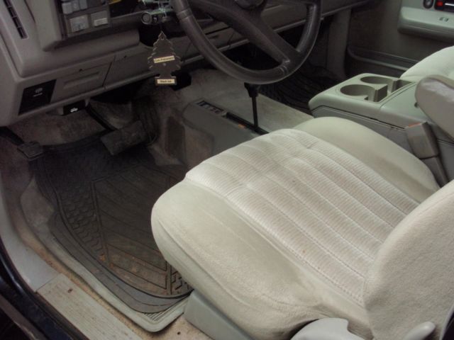 1994 Blue Chevrolet Blazer SUV