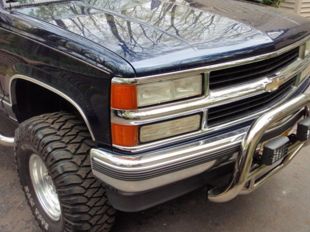 1994 Blue Chevrolet Blazer SUV