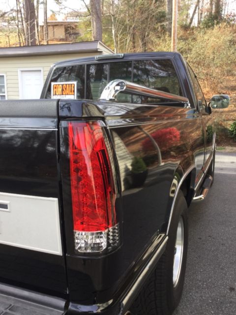 1994 Black Chevrolet C/K Pickup 1500 Standard Cab Pickup