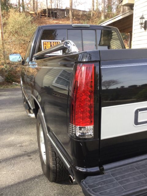 1994 Black Chevrolet C/K Pickup 1500 Standard Cab Pickup