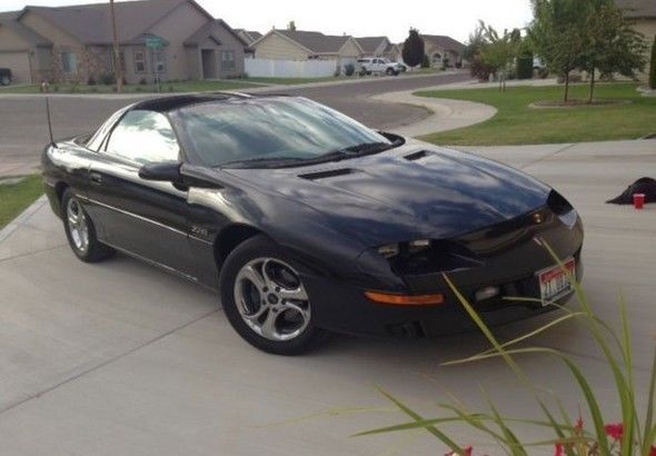 1994 Black Chevrolet Camaro --