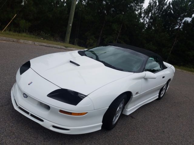 1994 White Chevrolet Camaro Convertible