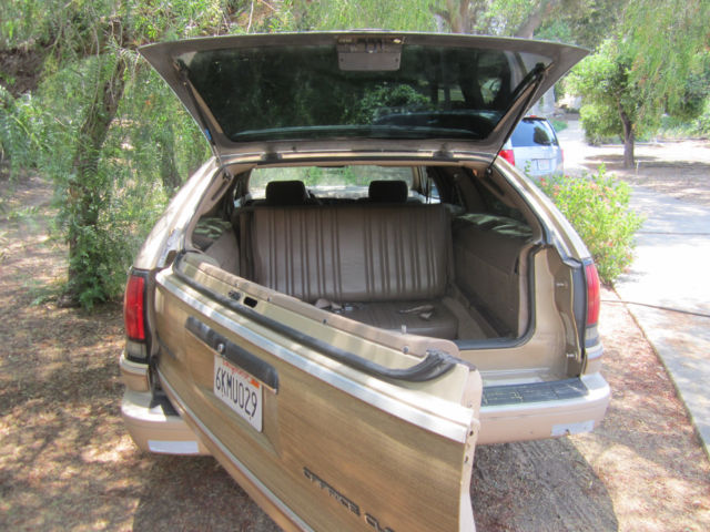 1994 Tan Chevrolet Capriceold Wagon