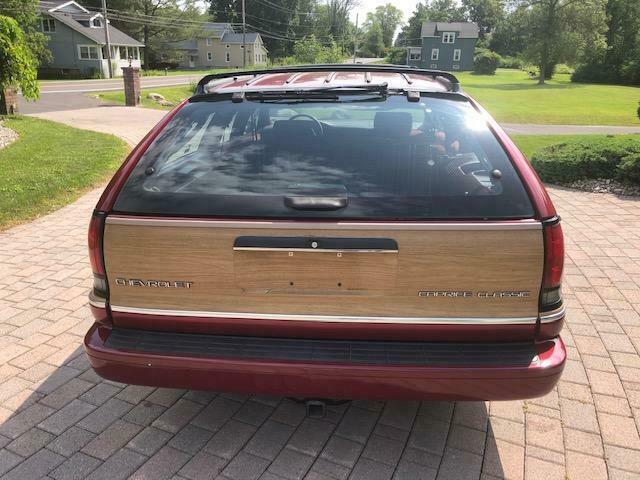 1994 Burgundy Chevrolet Caprice Wagon