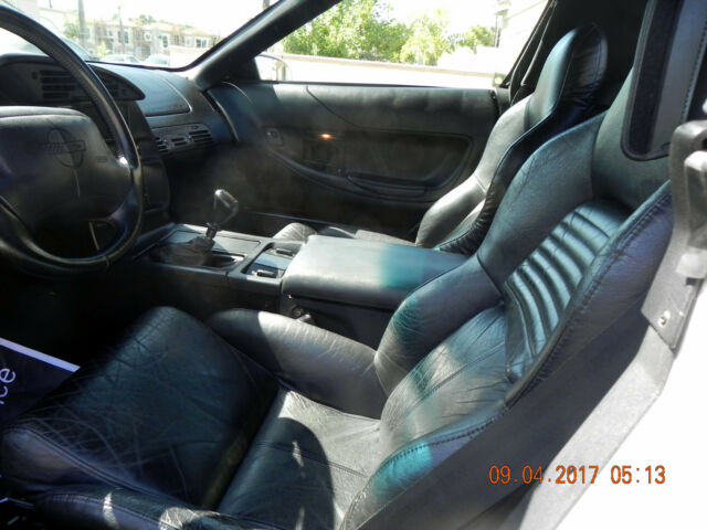 1994 White Chevrolet Corvette Convertible