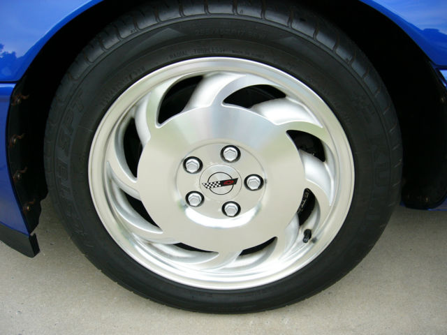 1994 Blue Chevrolet Corvette Hatchback