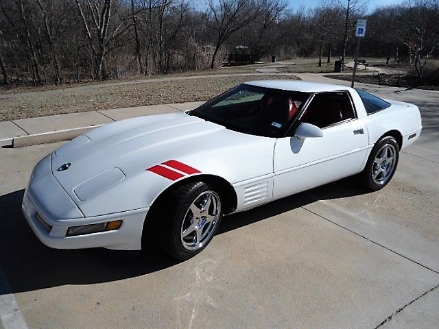 1994 Arctic White Chevrolet Corvette Coupe