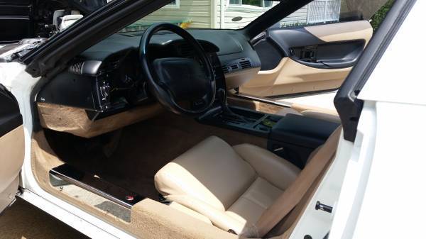 1994 White Chevrolet Corvette Coupe
