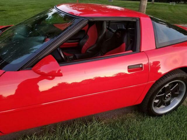 1994 Red Chevrolet Corvette Coupe