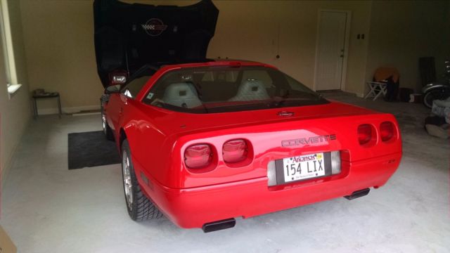 1994 Burgundy Chevrolet Corvette Coupe