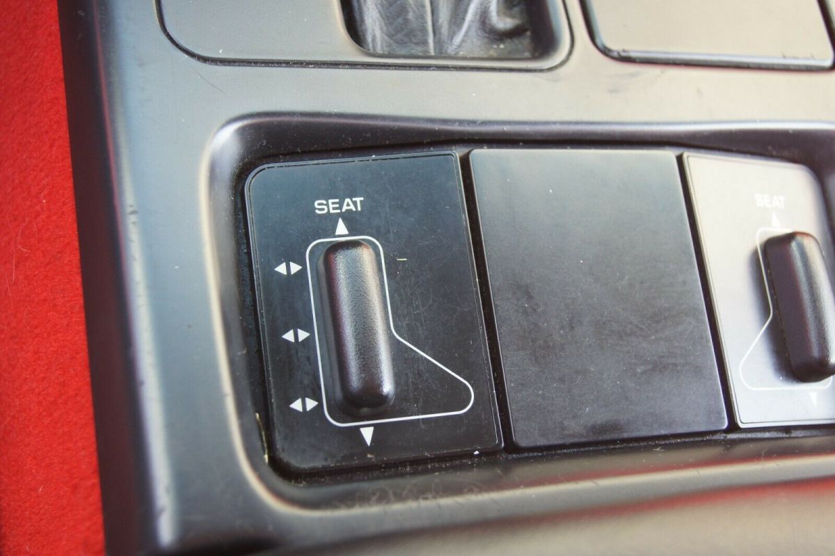 1994 White Chevrolet Corvette Coupe