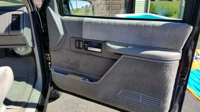 1994 Black Chevrolet C/K Pickup 1500 Extended Cab Pickup