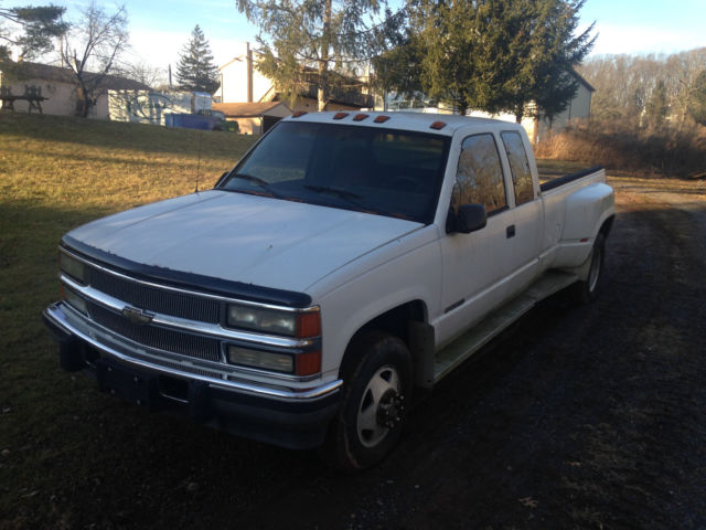1994 White Chevrolet C/K Pickup 3500 Extended Cab Pickup