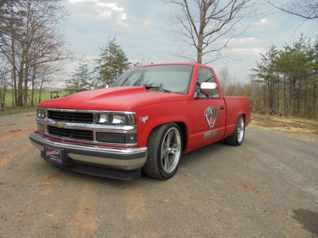 1994 Red Chevrolet Silverado 1500 Standard Cab Pickup