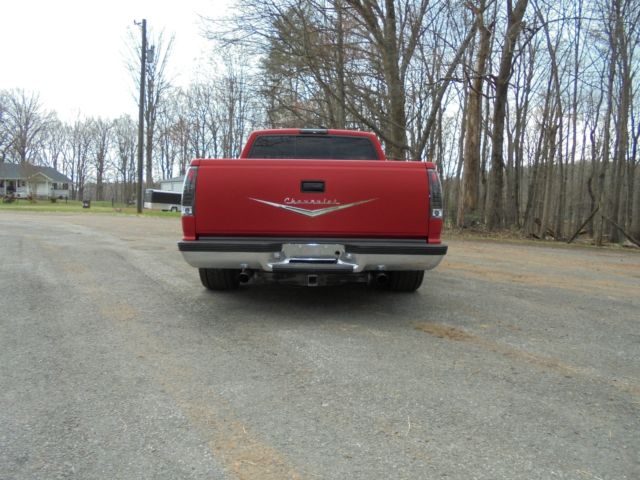 1994 Red Chevrolet Silverado 1500 Standard Cab Pickup